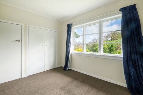 Photo of property in 518 Glenfield Road, Bayview, Auckland, 0629