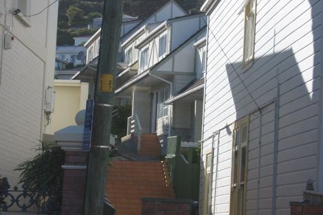 Photo of property in 44p Roxburgh Street, Mount Victoria, Wellington, 6011