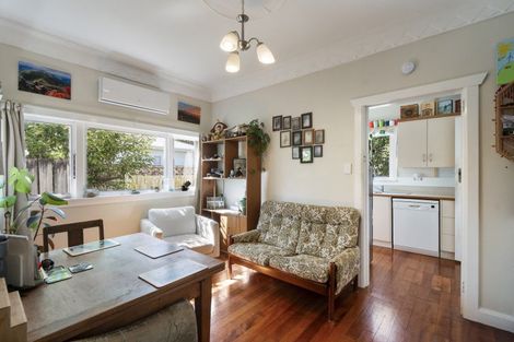 Photo of property in 180 College Street, Awapuni, Palmerston North, 4412