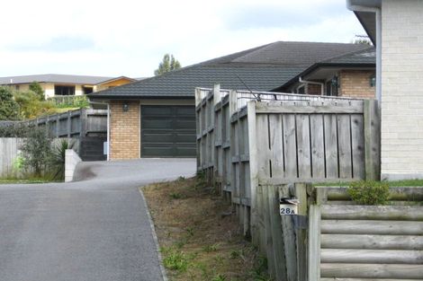 Photo of property in 28a Poplar Grove, Whalers Gate, New Plymouth, 4310