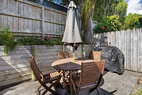 Photo of property in 33 Lazurite Drive, Westgate, Auckland, 0614