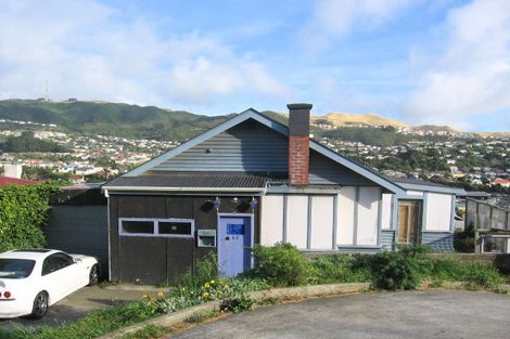 Photo of property in 42 Sheridan Terrace, Johnsonville, Wellington, 6037
