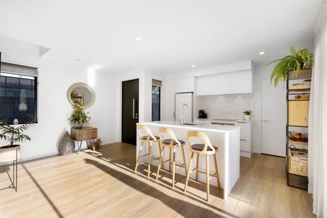 Photo of property in 2/55 Cleveland Street, Edgeware, Christchurch, 8013