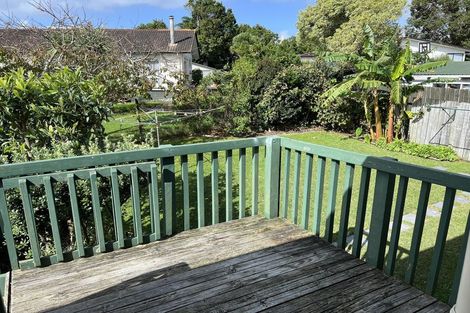 Photo of property in 21 Tudor Road, Henderson, Auckland, 0610