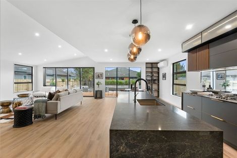 Photo of property in 49b Jeffreys Road, Bryndwr, Christchurch, 8052