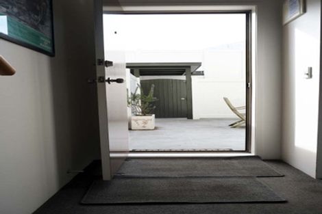 Photo of property in Henry Walton Flats, 8/2 Upper Queen Street, Auckland Central, Auckland, 1010