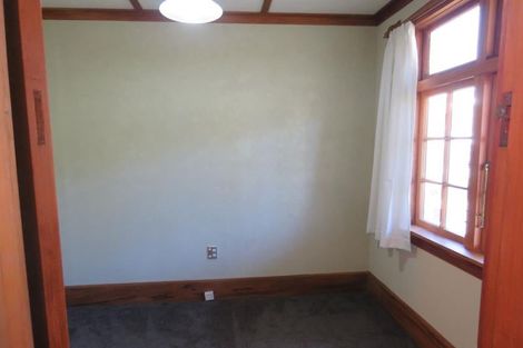 Photo of property in 83 Mangorei Road, Strandon, New Plymouth, 4312