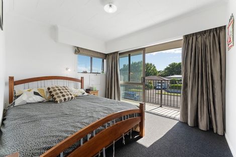 Photo of property in 417 College Street, Hokowhitu, Palmerston North, 4410