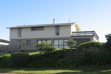 Photo of property in 113 Tutere Street, Waikanae Beach, Waikanae, 5036
