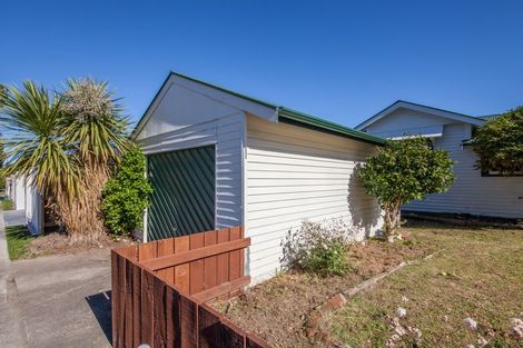 Photo of property in 102 Linton Street, West End, Palmerston North, 4410