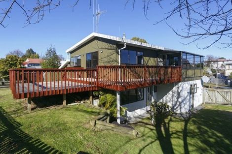 Photo of property in 11 Wembley Place, Richmond Heights, Taupo, 3330