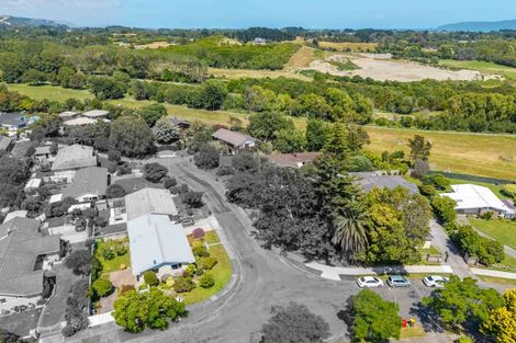 Photo of property in 2 Paretai Grove, Waikanae, 5036