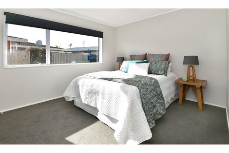 Photo of property in 34a Lakeside Drive, Orewa, 0931