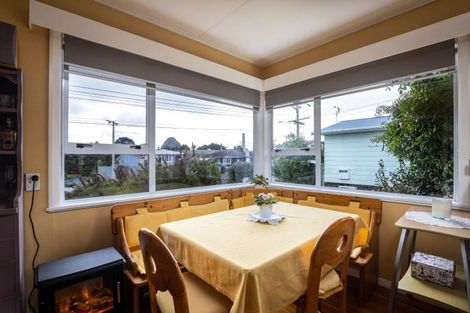 Photo of property in 123 Ngamotu Road, Spotswood, New Plymouth, 4310