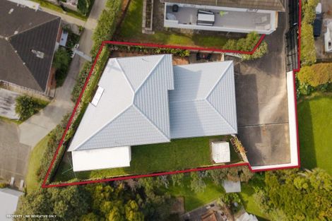 Photo of property in 2/51 Merani Street, Belmont, Auckland, 0622