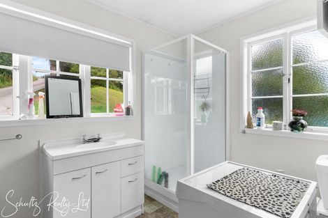 Photo of property in 43b Hook Road, Paparoa, 0571