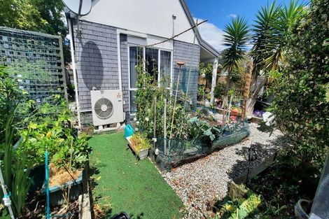 Photo of property in 44 Centaurus Road, Cashmere, Christchurch, 8022