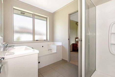 Photo of property in 34 Sterling Park, Lytton West, Gisborne, 4010