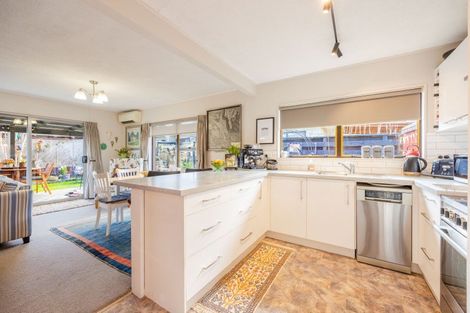 Photo of property in 14a Ruataniwha Street, Waipawa, 4210