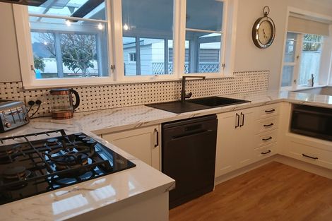 Photo of property in 7 Harlech Street, Levin, 5510