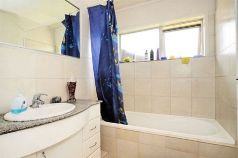 Photo of property in 3/41 Mason Street, New Lynn, Auckland, 0600