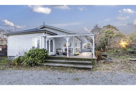 Photo of property in 2 Commercial Road, Oxford, 7430