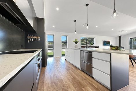 Photo of property in 46 Montgomery Crescent, Kinloch, Taupo, 3377