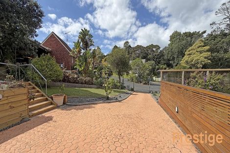 Photo of property in 29 Holyoake Place, Chatswood, Auckland, 0626