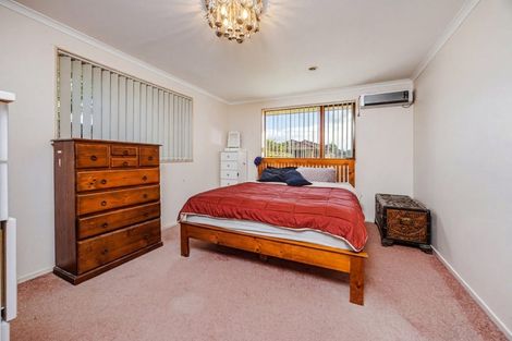 Photo of property in 15 Tilberg Street, Favona, Auckland, 2024