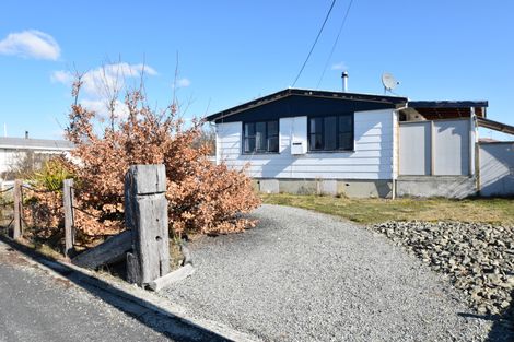 Photo of property in 15 Hunter Crescent, Twizel, 7901