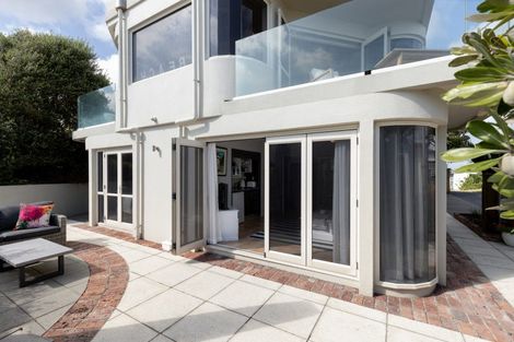 Photo of property in 333b Oceanbeach Road, Mount Maunganui, 3116
