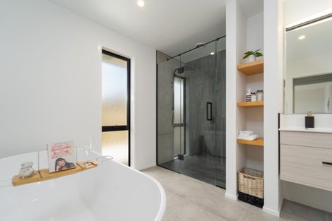 Photo of property in 6 Warrington Court, Carterton, 5713