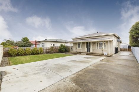 Photo of property in 129 Featherston Street, Palmerston North, 4410