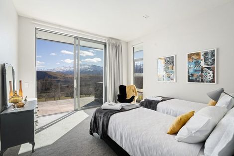 Photo of property in 16 Hayes View Lane, Lake Hayes, Queenstown, 9371