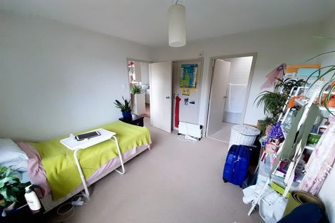 Photo of property in 1/72l Kitchener Road, Milford, Auckland, 0620