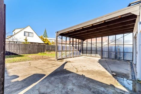 Photo of property in 26 Haydon Street, Roslyn, Palmerston North, 4414