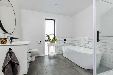 Photo of property in 34 Gimson Street, Solway, Masterton, 5810