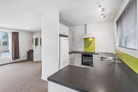 Photo of property in 2 Bidwell Place, Hillmorton, Christchurch, 8025