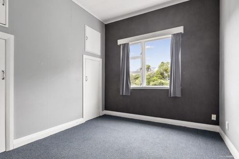 Photo of property in 28 Crieff Street, Northland, Wellington, 6012