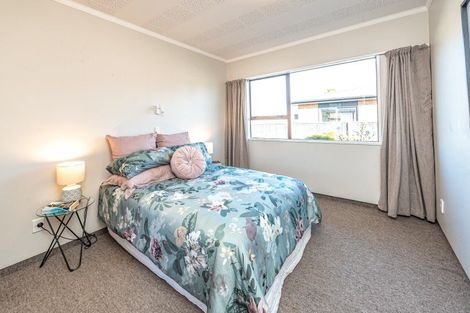 Photo of property in 3 Queen Street, Aramoho, Whanganui, 4500