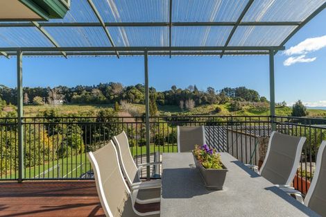 Photo of property in 19 Roger Guy Place, Welcome Bay, Tauranga, 3175