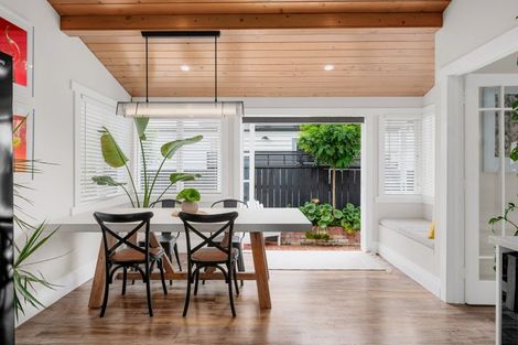 Photo of property in 28 Bond Street, Hamilton East, Hamilton, 3216