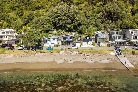 Photo of property in 7 Ocean Parade, Pukerua Bay, 5026