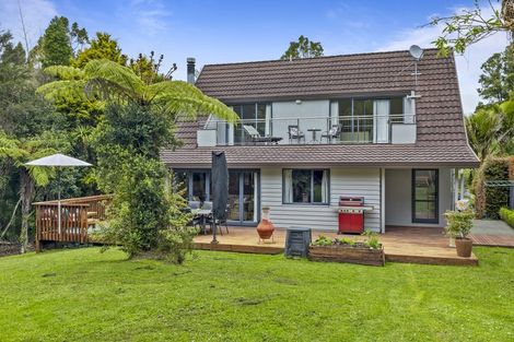 Photo of property in 14 Ngaio Road, Titirangi, Auckland, 0604