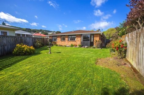 Photo of property in 41b Duncan Street, Tawa, Wellington, 5028