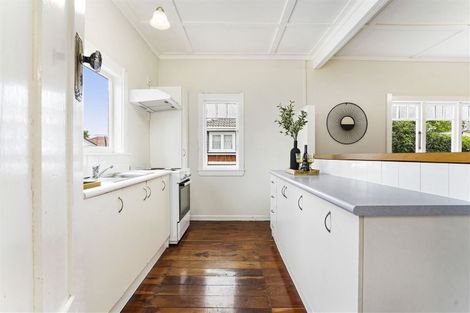 Photo of property in 32 Claude Street, Fairfield, Hamilton, 3214