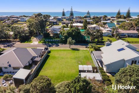 Photo of property in 9 Ian Place, Waihi Beach, 3611