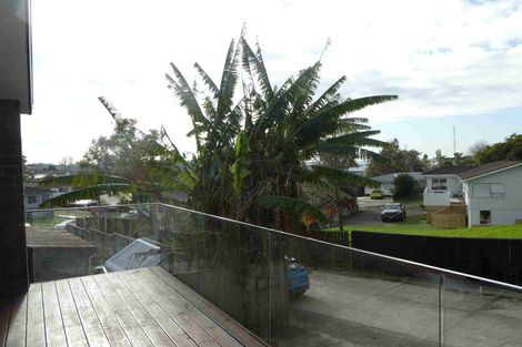 Photo of property in 39a Keegan Drive, Massey, Auckland, 0614