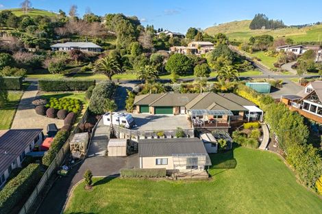 Photo of property in 19 Roger Guy Place, Welcome Bay, Tauranga, 3175