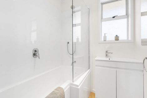 Photo of property in 25 Eccles Place, Otara, Auckland, 2023